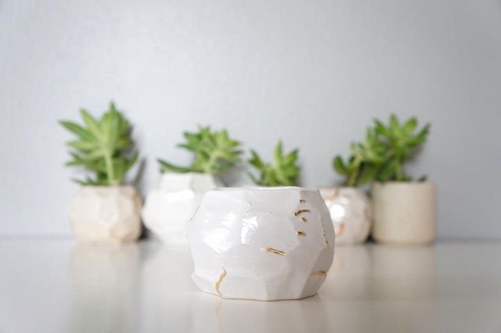 Emily Reinhardt - white vases