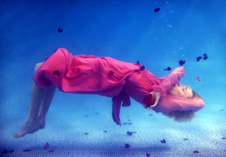 Sarah Ann Loreth - underwater pink dress