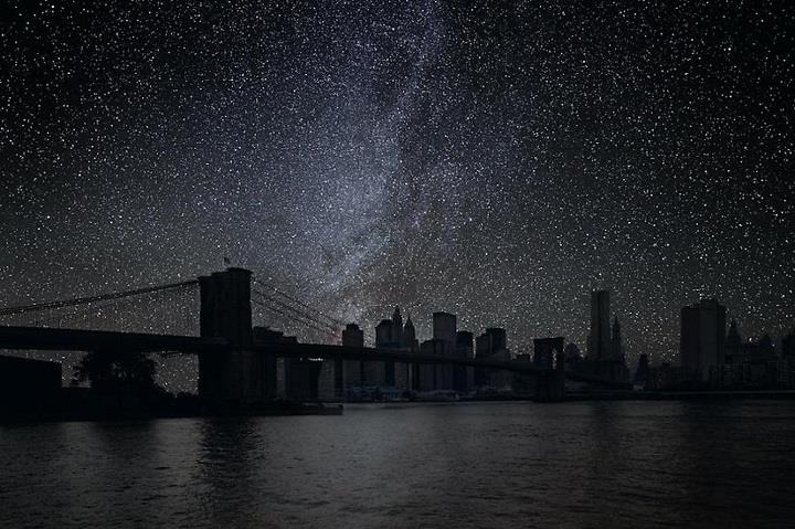 Thierry Cohen - darkened New York